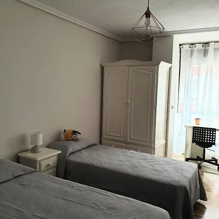 Piso Cerca De Estaciones * Santander