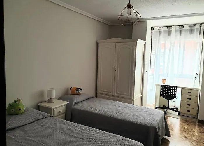 Piso Cerca De Estaciones * Santander